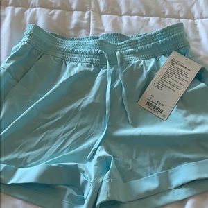 Lulu lemon spring break away shorts